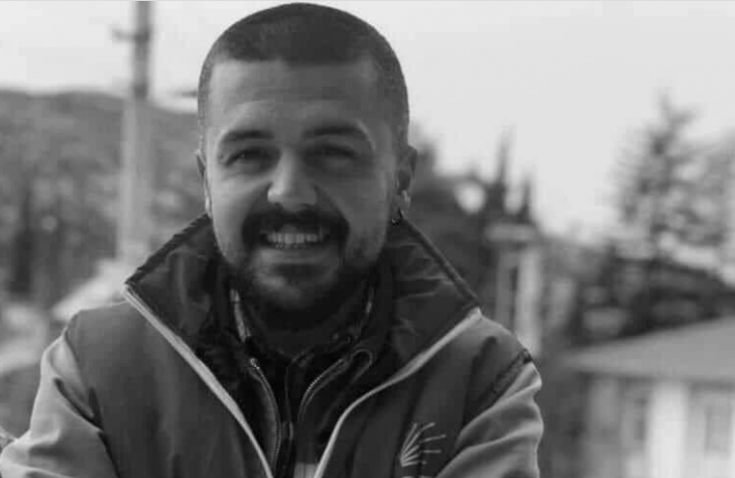 CHP Konyaaltı Gençlik Kolları Başkanı Deniz Demiral hayatını kaybetti