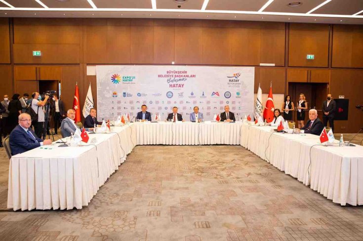 CHP’li büyükşehir belediye başkanları Hatay’da buluştu