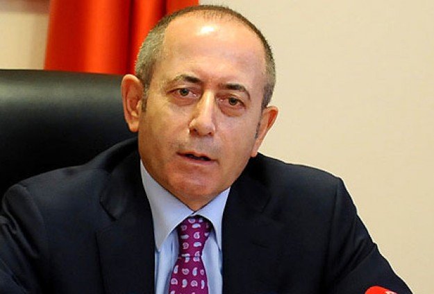 Tarihin en pahalı ekonomi eğitimi: Faiz enflasyonun nedeni değildir, Dalgalı kur rejiminde aynı anda faizi ve kuru kontrol etmek mümkün değildir. Bunları Türkiye ve ekonomisini yöneten bir-iki kişinin öğrenmesi için 128 milyar $ satıldı Tarihin en pahalı ekonomi eğitimi: Faiz enflasyonun nedeni değildir, Dalgalı kur rejiminde aynı anda faizi ve kuru kontrol etmek mümkün değildir. Bunları Türkiye ve ekonomisini yöneten bir-iki kişinin öğrenmesi için 128 milyar $ satıldı