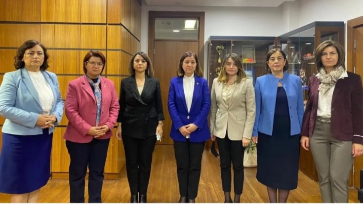 CHP'li kadın vekillerden eşit temsil için çağrı