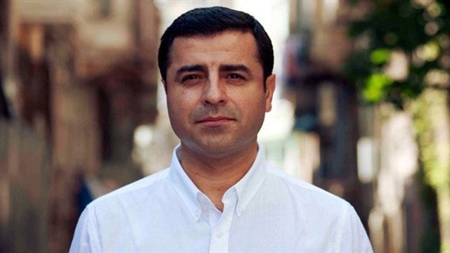 Demirtaş: Hakkımdaki tüm kumpas suçlamalarını mahkemelerde bir bir çürüttük Demirtaş: Hakkımdaki tüm kumpas suçlamalarını mahkemelerde bir bir çürüttük