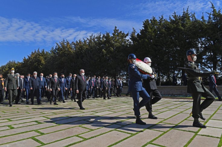 Devlet erkanı TBMM'nin açılışının 101. yılında Anıtkabir'de Devlet erkanı TBMM'nin açılışının 101. yılında Anıtkabir'de
