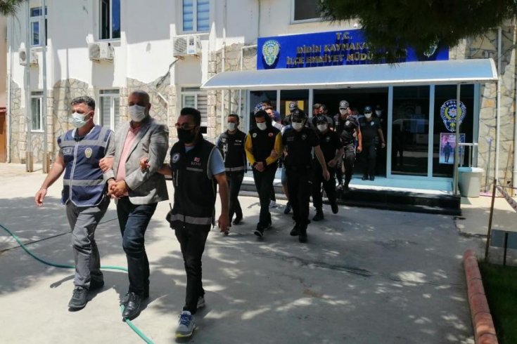 Didim Belediye Başkanı'na saldıranlardan 3'ü tutuklandı Didim Belediye Başkanı'na saldıranlardan 3'ü tutuklandı