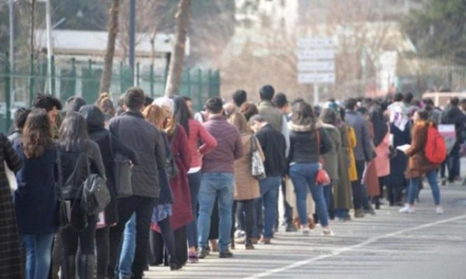 DİSK-AR: Geniş tanımlı işsiz sayısı 10 milyon 382 bine yükseldi