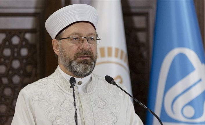 Diyanet İşleri Başkanı Erbaş: Gönlüm ister ki çocuklarımız yalan söylediğimize şahit olmayarak büyüsünler