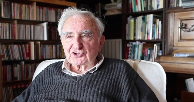 Doğan Kuban: Türkiye geri kalmış İslam dünyasına katılmaya çalışan eğilimler sergiliyor Doğan Kuban: Türkiye geri kalmış İslam dünyasına katılmaya çalışan eğilimler sergiliyor