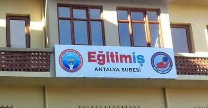 Eğitim-İş Antalya Şubesi: Artık ne canımızı ne de öğrencilerimizin geleceğini kaybetmeye tahammülümüz yok