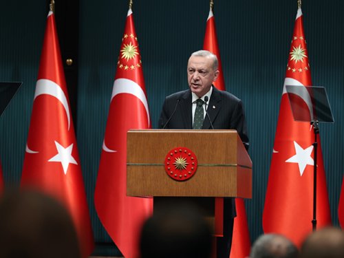 Erdoğan; Cumhuriyet tarihinde ilk defa bizim dönemimizde 20 yıla yakın süren kesintisiz bir kalkınma hamlesi yaşandı Erdoğan; Cumhuriyet tarihinde ilk defa bizim dönemimizde 20 yıla yakın süren kesintisiz bir kalkınma hamlesi yaşandı