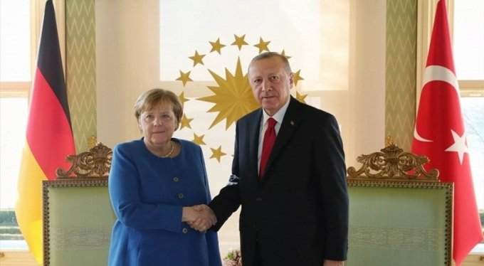 Erdoğan ve Merkel bir araya geldi