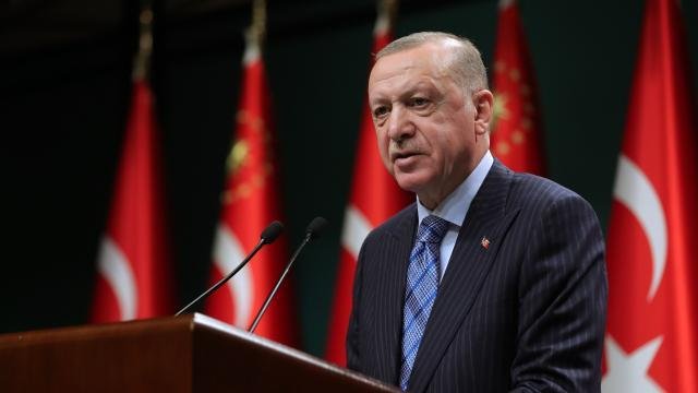 Erdoğan, yine Kılıçdaroğlu'nu hedef aldı: Sen Suriye'deki teröristlerle, PKK ile, YPG ile beraber oldun Erdoğan, yine Kılıçdaroğlu'nu hedef aldı: Sen Suriye'deki teröristlerle, PKK ile, YPG ile beraber oldun