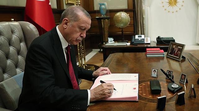 Erdoğan'dan bakanlıklara yeni atamalar