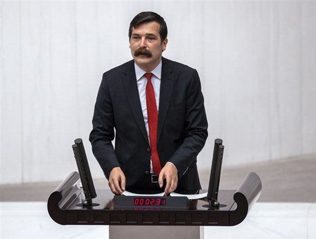 Erkan Baş: Vahdettin'e 'soysuz' denmesinden rahatsız olanlara söylüyorum, o kaçtı, siz onun gibi kaçamayacaksınız bile Erkan Baş: Vahdettin'e 'soysuz' denmesinden rahatsız olanlara söylüyorum, o kaçtı, siz onun gibi kaçamayacaksınız bile