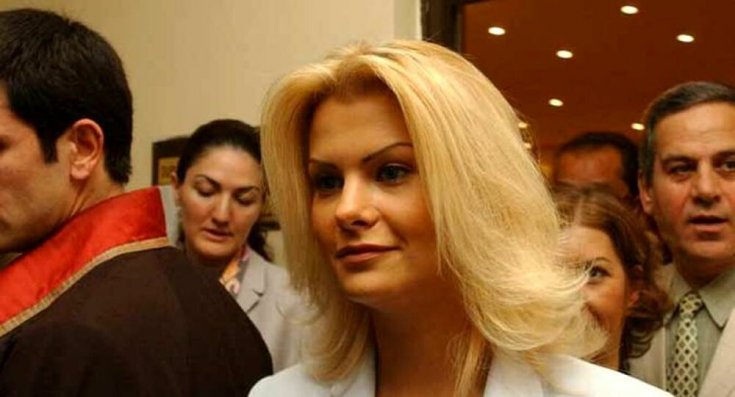 Eski manken Ebru Şimşek: Adnan Oktar'la mücadele ettiğim dönem bir tek Kemal Sunal bana sahip çıktı Eski manken Ebru Şimşek: Adnan Oktar'la mücadele ettiğim dönem bir tek Kemal Sunal bana sahip çıktı