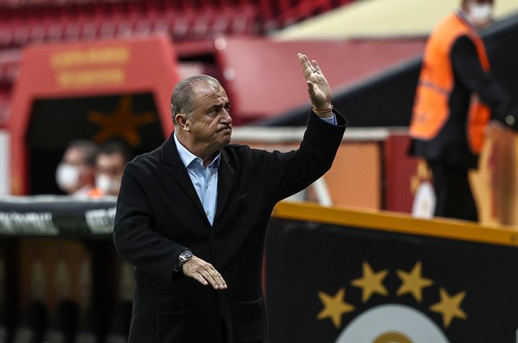 Fatih Terim'e "Premier Lig'den teklif var" iddiası Fatih Terim'e "Premier Lig'den teklif var" iddiası