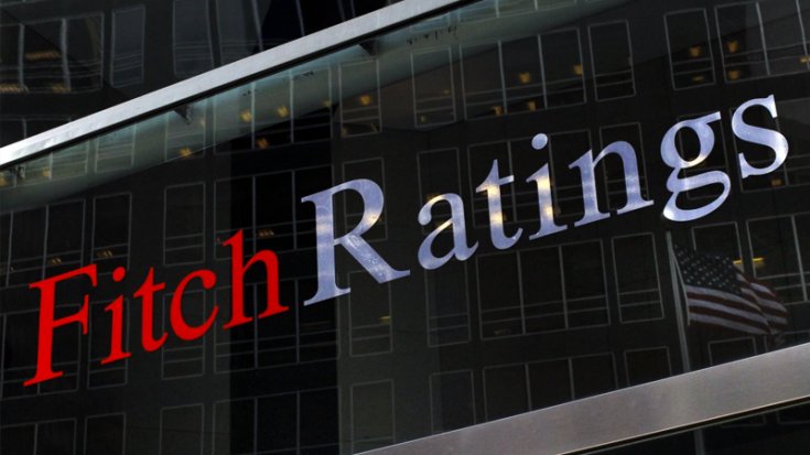 Fitch, Türkiye için büyüme beklentisini düşürdü