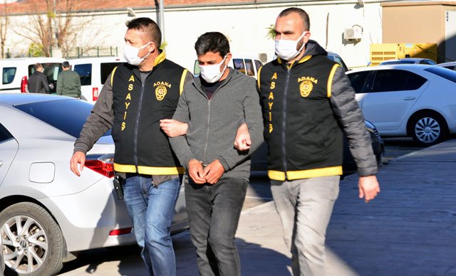 ‘Güzel ekmek pişirmiyorsun’ deyip kardeşini öldürdü, 5 yıl sonra yakalandı ‘Güzel ekmek pişirmiyorsun’ deyip kardeşini öldürdü, 5 yıl sonra yakalandı