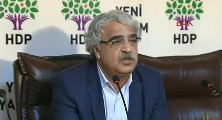 HDP'li Sancar'dan 'tutum belgesi' açıklaması HDP'li Sancar'dan 'tutum belgesi' açıklaması