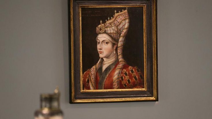 Hürrem Sultan'ın portresi İngiltere'deki açık arttırmada 126 bin sterline alıcı buldu
