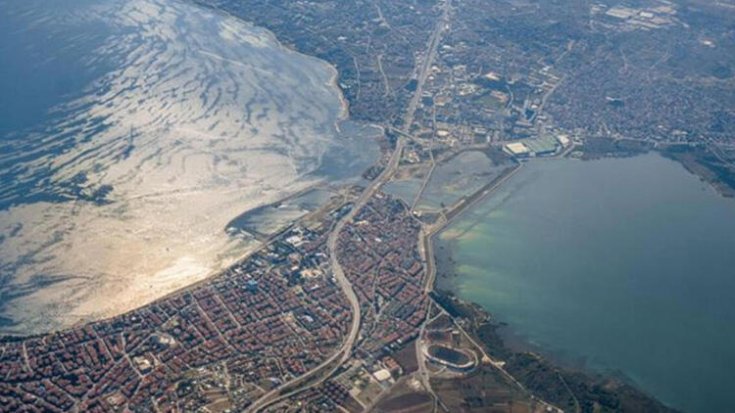 'İktidar Kanal İstanbul için yandaşa özel yasa değişikliği yapmak istiyor' 'İktidar Kanal İstanbul için yandaşa özel yasa değişikliği yapmak istiyor'