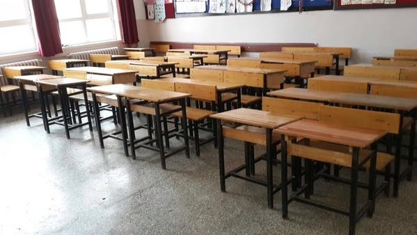İlkokuldan ortaöğretime geçişte okullaşma azalıyor İlkokuldan ortaöğretime geçişte okullaşma azalıyor