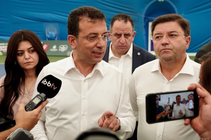 İmamoğlu'ndan 'Millet açsa, siz doyurun' diyen Erdoğan'a: Milletimiz aç, iyi ki bu dönemde vatandaşın yanında olan belediyeler vardı İmamoğlu'ndan 'Millet açsa, siz doyurun' diyen Erdoğan'a: Milletimiz aç, iyi ki bu dönemde vatandaşın yanında olan belediyeler vardı