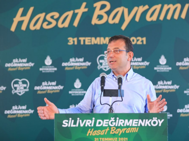 İmamoğlu 'Hasat Bayramı'na katıldı: Kır, kent iş birliğinin en iyi örneğini İstanbul'da vereceğiz İmamoğlu 'Hasat Bayramı'na katıldı: Kır, kent iş birliğinin en iyi örneğini İstanbul'da vereceğiz