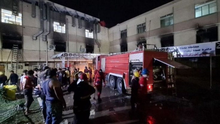 Irak'ta Covid hastanesindeki yangında en az 82 kişi öldü, Sağlık Bakanı açığa alındı