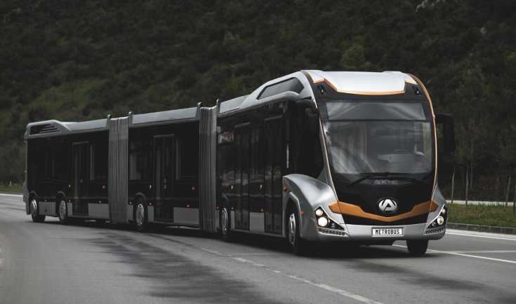 İstanbul'a 160 yeni metrobüs aracı İstanbul'a 160 yeni metrobüs aracı