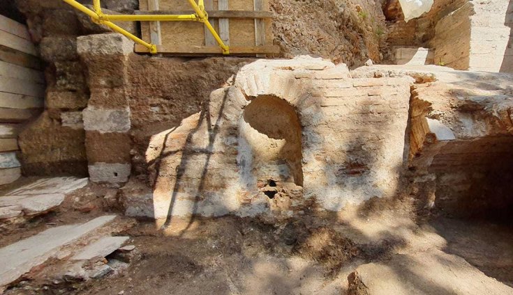 İstanbul'da 1600 yıllık Bizans Çeşmesi bulundu İstanbul'da 1600 yıllık Bizans Çeşmesi bulundu