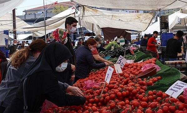 İstanbul'da 438 semt pazarı açıldı