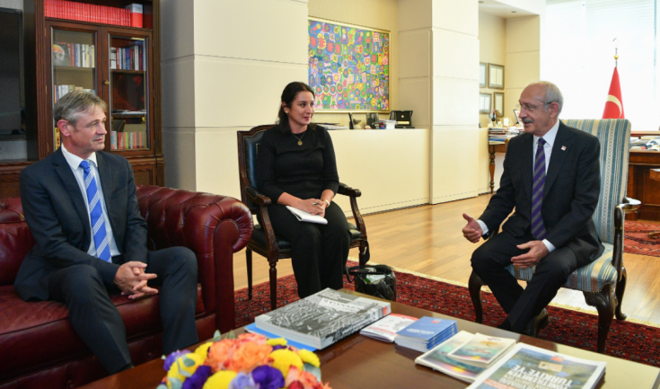 İsviçre’nin Türkiye Büyükelçisi Jean Daniel Ruch, Kılıçdaroğlu'nu ziyaret etti