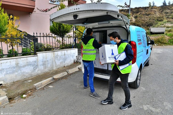 İzmir Büyükşehir Belediyesi'nden çölyak ve fenilketonüri hastalarına destek İzmir Büyükşehir Belediyesi'nden çölyak ve fenilketonüri hastalarına destek