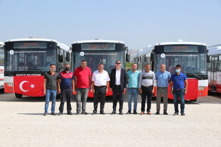 İzmir Büyükşehir'den Burdur Belediyesi'ne otobüs desteği İzmir Büyükşehir'den Burdur Belediyesi'ne otobüs desteği