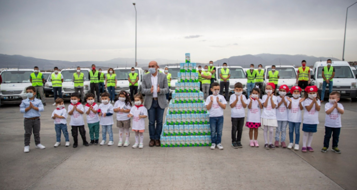 İzmir'de 'Süt Kuzusu' projesinden yararlanan çocuk sayısı 156 bini geçti