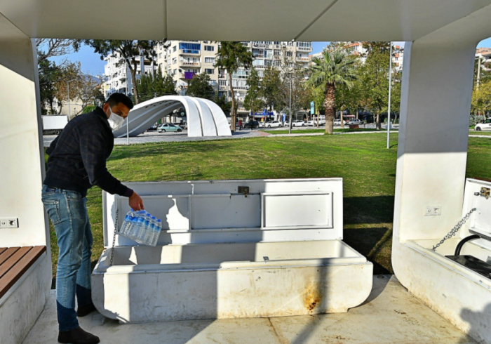 İzmir'deki parklar deprem toplanma alanı olarak düzenleniyor
