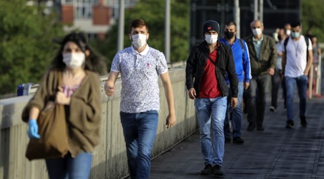 'Kabine üyelerindeki genel eğilim haziran sonu yasakları önce gece 12’ye uzatmak ve pazarı açmak, ağustos ayında da tamamen kaldırmak'