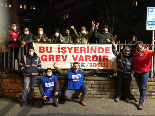Kadıköy Belediyesi’nde 2 bin 300 işçi greve çıktı Kadıköy Belediyesi’nde 2 bin 300 işçi greve çıktı