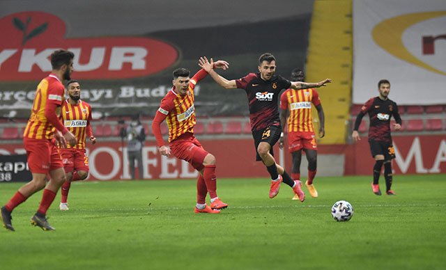 Kayserispor 0-3 Galatasaray Kayserispor 0-3 Galatasaray