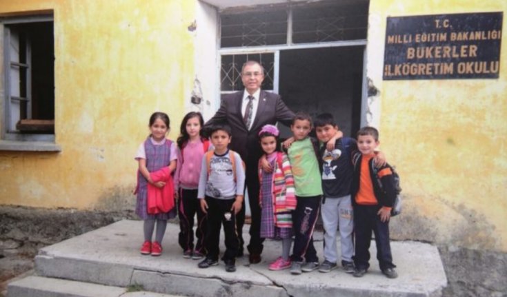 Kemal Demirel’den Bakan Selçuk’a mektup Kemal Demirel’den Bakan Selçuk’a mektup