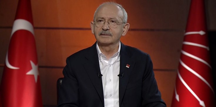 Kılıçdaroğlu; Cumhurbaşkanlığı makamı ihale dağıtma makamı mıdır? Kamu ihalesini yapan, dağıtan, kişiyi, fiyatı, indirimi belirleyen bir kişi var: adı Erdoğan Kılıçdaroğlu; Cumhurbaşkanlığı makamı ihale dağıtma makamı mıdır? Kamu ihalesini yapan, dağıtan, kişiyi, fiyatı, indirimi belirleyen bir kişi var: adı Erdoğan