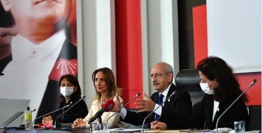 Kılıçdaroğlu kadınlara seslendi: Tarihi bir sorumluluk altındasınız