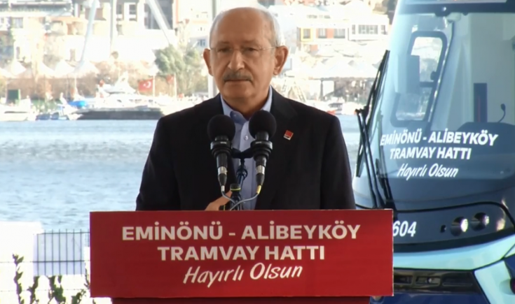 Kılıçdaroğlu'ndan iktidara: Belediye başkanlarımıza hiçbir engel çıkarmayın, bırakın kente hizmet etsinler Kılıçdaroğlu'ndan iktidara: Belediye başkanlarımıza hiçbir engel çıkarmayın, bırakın kente hizmet etsinler