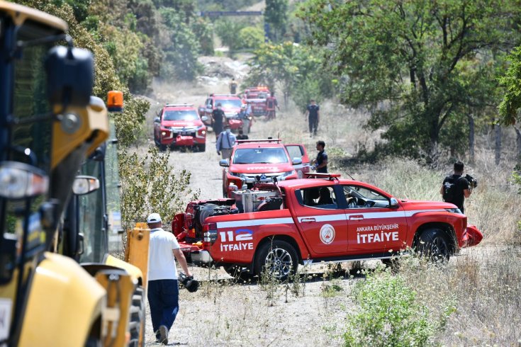 Mansur Yavaş duyurdu: Ankara'da bir itfaiyeci hayatını kaybetti