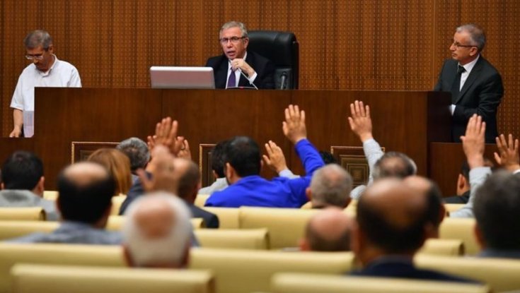 Mansur Yavaş'tan 'Açelya Apartmanı' açıklaması: Göçük alanında ikamet eden tüm mağdurlara 15 bin TL nakdi destek yapılmasına karar verdik