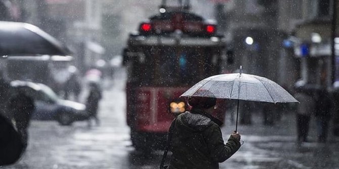 Meteoroloji'den 14 il için 'sarı kod' uyarısı Meteoroloji'den 14 il için 'sarı kod' uyarısı