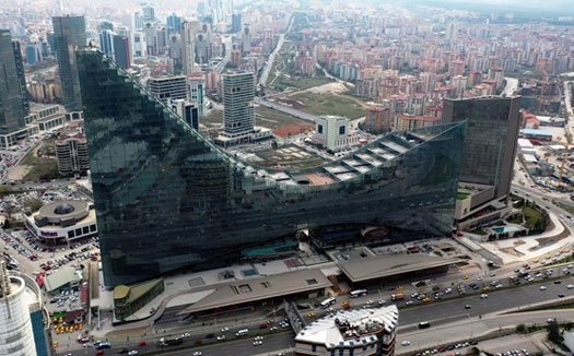 Mimarlar Odası'ndan Ankara Büyükşehir Belediyesi'ne 'Demir Kafes' tepkisi Mimarlar Odası'ndan Ankara Büyükşehir Belediyesi'ne 'Demir Kafes' tepkisi