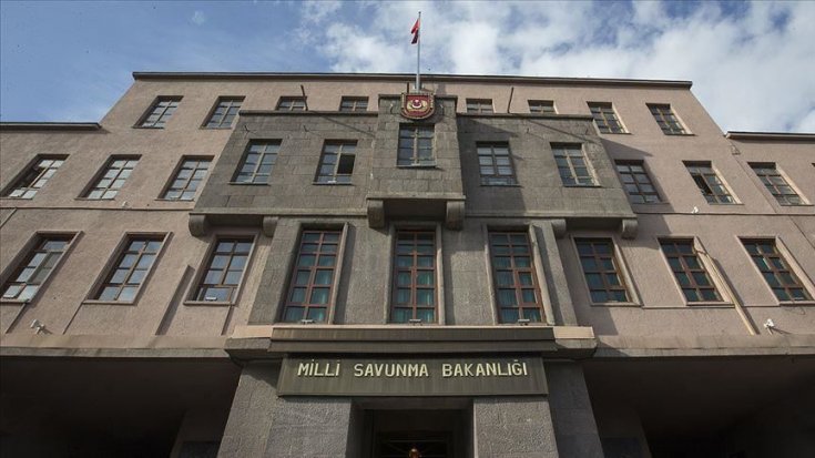 MSB: Koronavirüs tedavisi gören bir asker yaşamını yitirdi MSB: Koronavirüs tedavisi gören bir asker yaşamını yitirdi