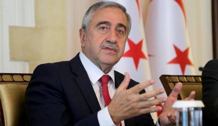 Mustafa Akıncı'dan Bahçeli'ye yanıt: Yerlerde sürünen politik düzeysizliğe ayak uydurmamız söz konusu olamaz