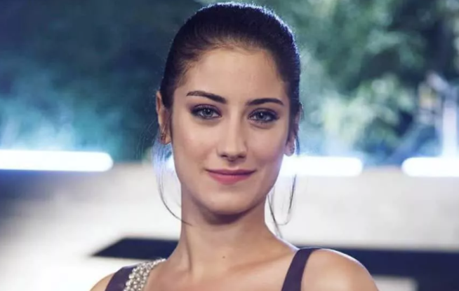 Oyuncu Hazal Kaya koronavirüse yakalandı