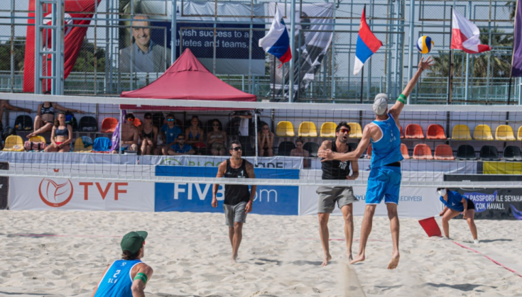 Plaj voleybolunda Erkek Milli Takımı adını finale yazdırdı Plaj voleybolunda Erkek Milli Takımı adını finale yazdırdı
